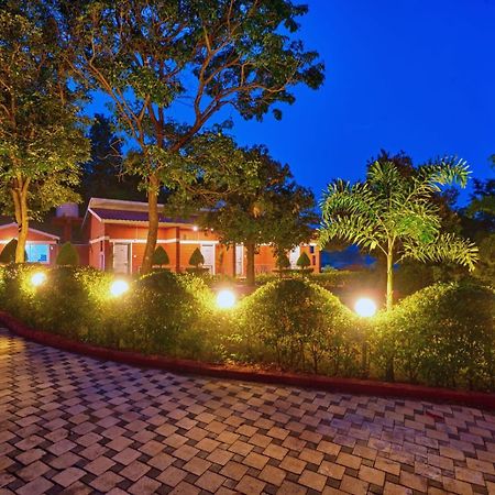Serenity Resort Panhala Екстер'єр фото