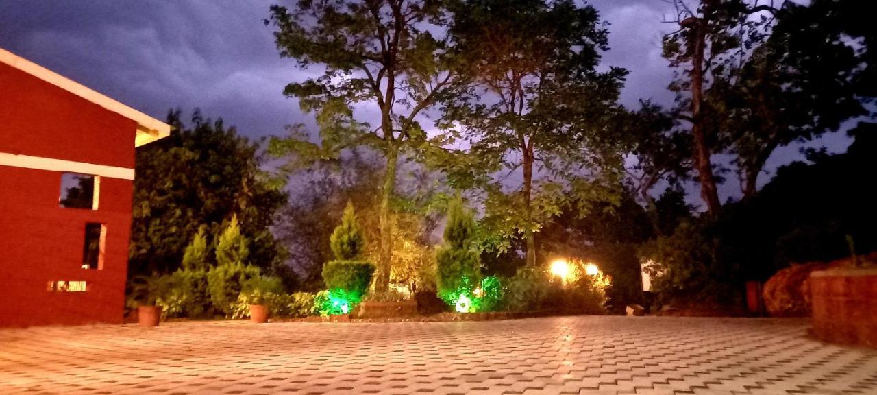 Serenity Resort Panhala Екстер'єр фото