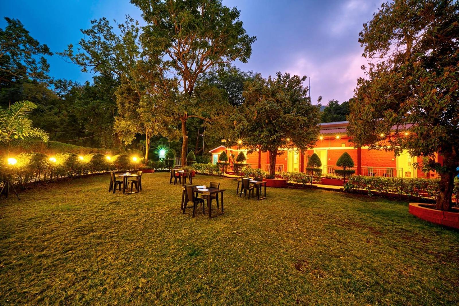 Serenity Resort Panhala Екстер'єр фото
