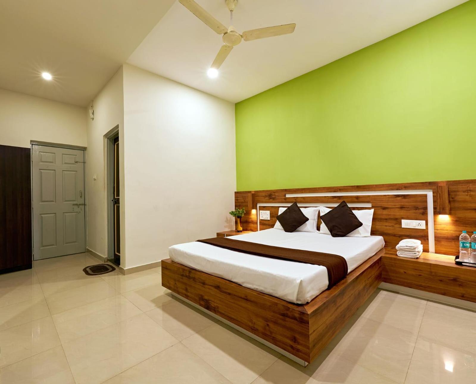 Serenity Resort Panhala Екстер'єр фото